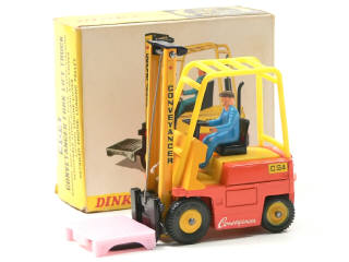 Lot 358 - DINKY TOYS (GB) (1)