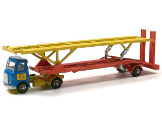 Lot 402 - DINKY TOYS (GB) (1)