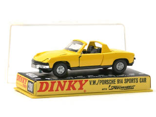 Lot 311 - DINKY TOYS (GB) (1)