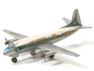 Lot 222 - DINKY TOYS (FRANCE) (1)
