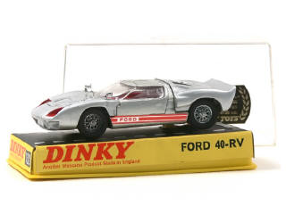 Lot 274 - DINKY TOYS (GB) (1)