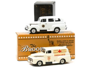 Lot 645 - BROOKLIN MODELS (GB) (2)