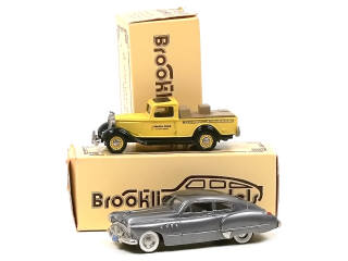 Lot 552 - BROOKLIN MODELS (GB) (2)