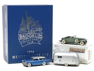 Lot 545 - BROOKLIN MODELS (GB) (2)