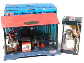 Lot 129 - WILESCO & MECCANO (2)