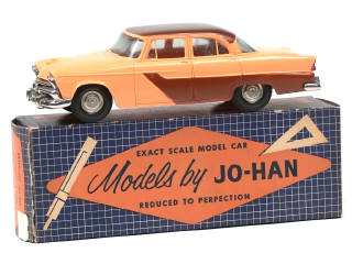 Lot 210 - IDEAL MODELS (USA) (1)