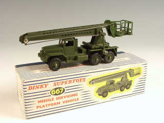 Lot 392 - DINKY TOYS GB (1)