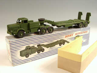Lot 391 - DINKY TOYS GB (1)