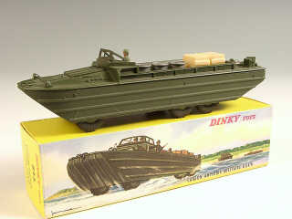 Lot 585 - DINKY TOYS FRANCE (1)