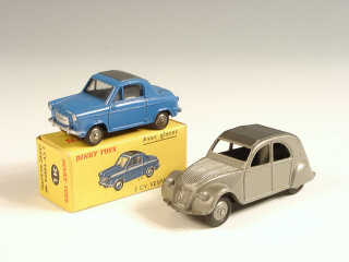 Lot 318 - DINKY TOYS (FRANCE) (2)