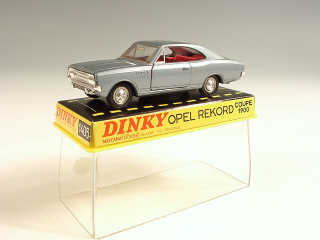 Lot 304 - DINKY TOYS FRANCE (1)