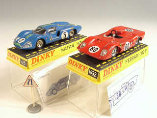Lot 349 - DINKY TOYS FRANCE (2)