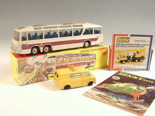 Lot 381 - DINKY TOYS GB (3)