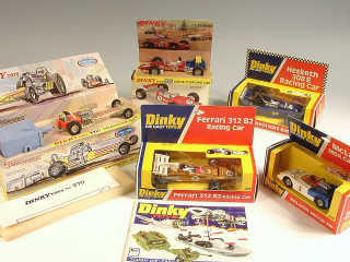 Lot 476 - DINKY TOYS GB (6)
