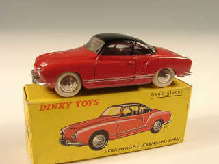 Lot 310 - DINKY TOYS FRANCE (1)