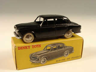 Lot 343 - DINKY TOYS FRANCE (1)