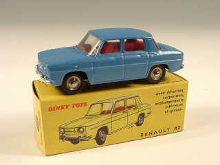 Lot 347 - DINKY TOYS FRANCE (1)