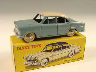 Lot 350 - DINKY TOYS FRANCE (1)