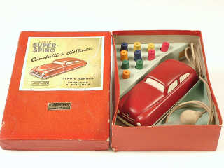 Lot 641 - JOUETS VERA (FRANCE) (1)