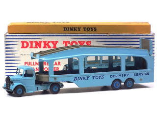 Lot 751 - DINKY TOYS (GB) (2)