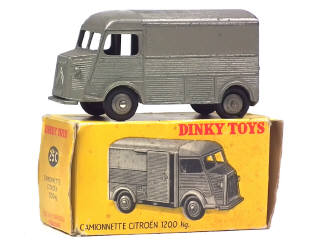 Lot 415 - DINKY TOYS (FRANCE) (1)