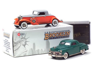 Lot 408 - BROOKLIN MODELS (GB) (2)