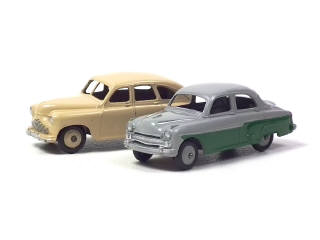 Lot 528 - DINKY TOYS (GB) (2)