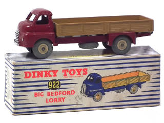 Lot 494 - DINKY TOYS (GB) (1)
