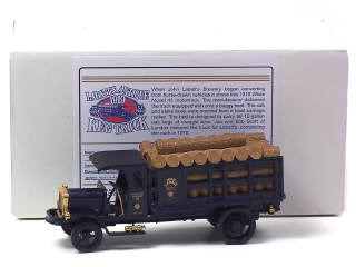 Lot 673 - D.M.P. STUDIOS (CANADA) (1)