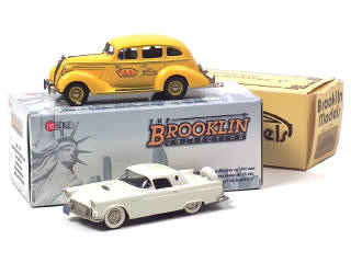 Lot 740 - BROOKLIN MODELS (GB) (2)