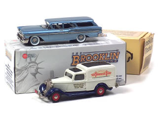 Lot 759 - BROOKLIN MODELS (GB) (2)