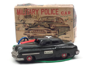 Lot 381 - LINE MAR TOYS (JAPON) (1)