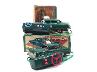 Lot 390 - LINE MAR TOYS (JAPON) (2)