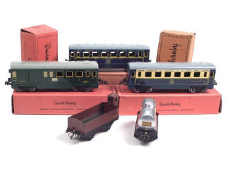 Lot 122 - HORNBY 'O' (FRANCE) (5)