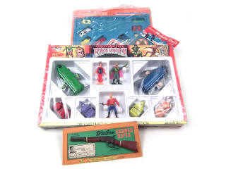 Lot 696 - DIVERS (USA) (4)