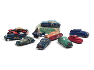 Lot 487 - DIVERS (10)