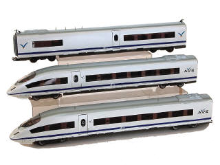 Lot 238 - MÄRKLIN 'HO' (ALLEMAGNE) (3)