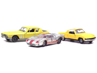 Lot 222 - DINKY TOYS (GB) (3)