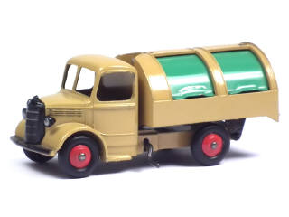 Lot 219 - DINKY TOYS (GB) (1)