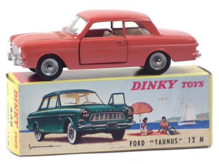 Lot 663 - DINKY TOYS (FRANCE) (1)