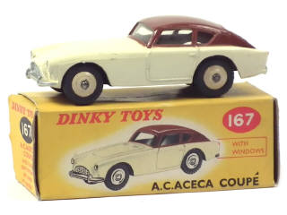 Lot 248 - DINKY TOYS (GB) (1)