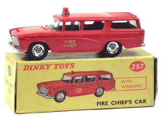 Lot 285 - DINKY TOYS (GB) (1)