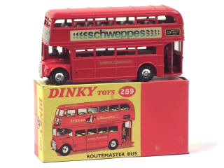 Lot 307 - DINKY TOYS (GB) (1)