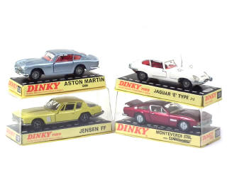 Lot 427 - DINKY TOYS (GB) (4)