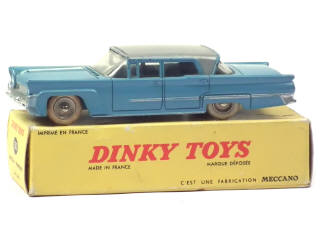 Lot 658 - DINKY TOYS (FRANCE) (1)