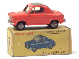 Lot 577 - DINKY TOYS (FRANCE) (1)