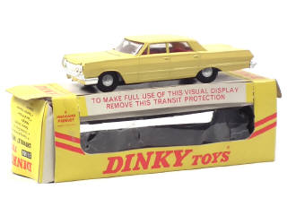 Lot 355 - DINKY TOYS (GB) (1)