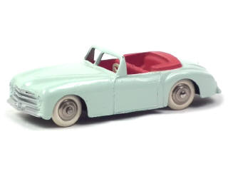 Lot 583 - DINKY TOYS (FRANCE) (1)