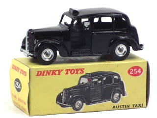 Lot 282 - DINKY TOYS (GB) (1)