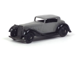 Lot 779 - DINKY TOYS (GB) (1)